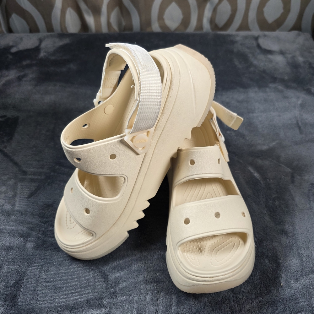 Crocs Classic Hiker Xscape Sandal Vanilla unisex shoes Mens 7 Womens 9